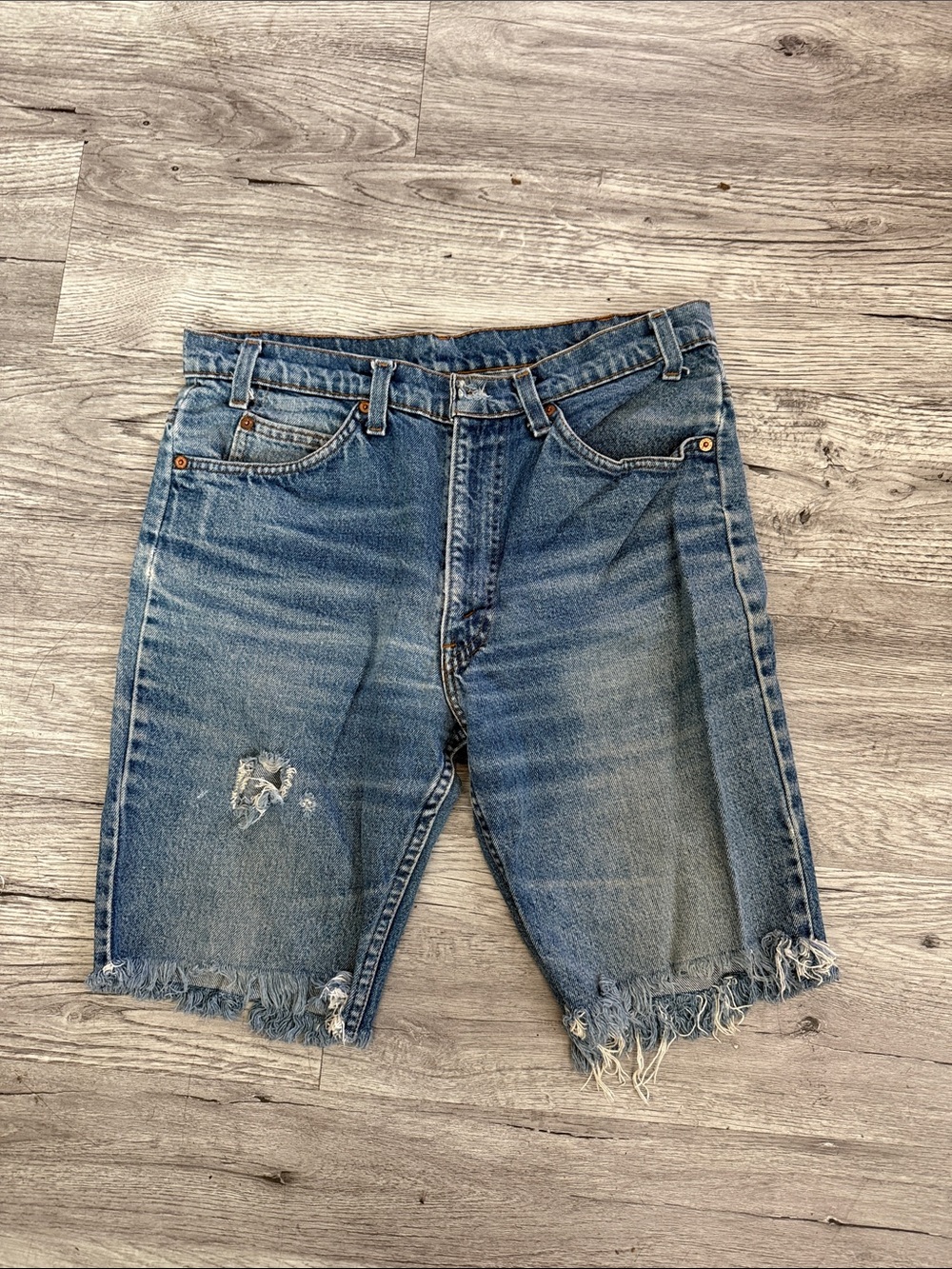 Orange Tab Levi’s Cutoff Shorts - Picture 3 of 4